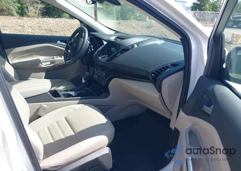 2017 Ford Escape Titanium из США, поврежденный, VIN 1FMCU0J93HUA48123